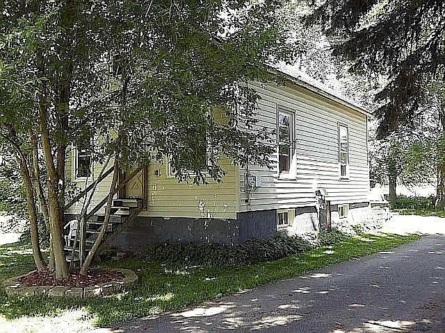 718 Homestead St — Photo 1