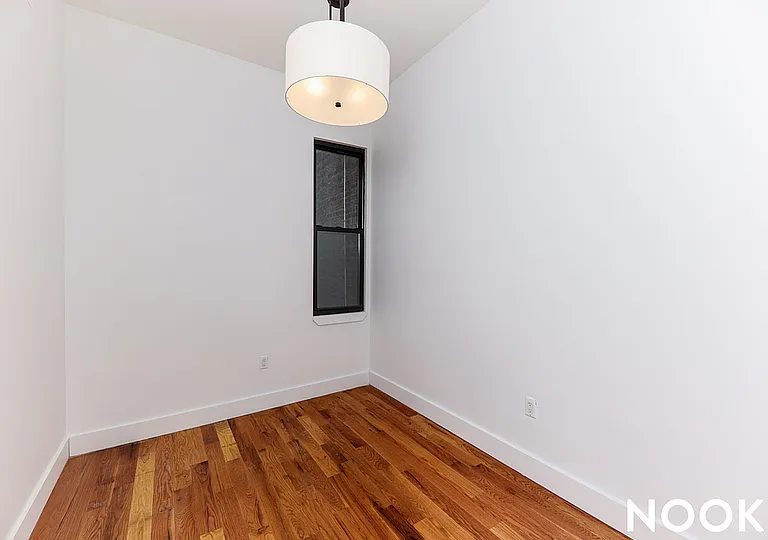 308 Jefferson St #4F — Photo 9