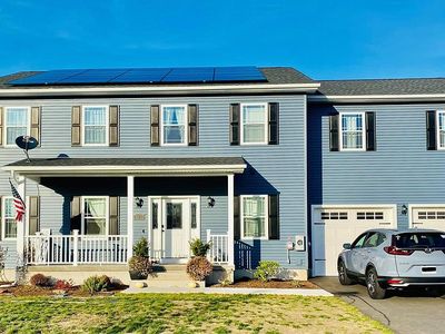 32 Elaine Cir, Springfield, MA, 01109
