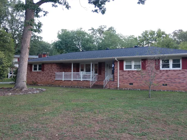 105 Woodbury Cir, Taylors, SC 29687