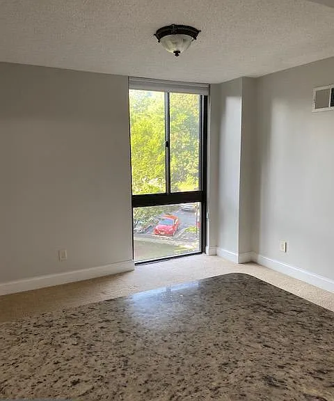 2300 Pimmit Dr #204 — Photo 6