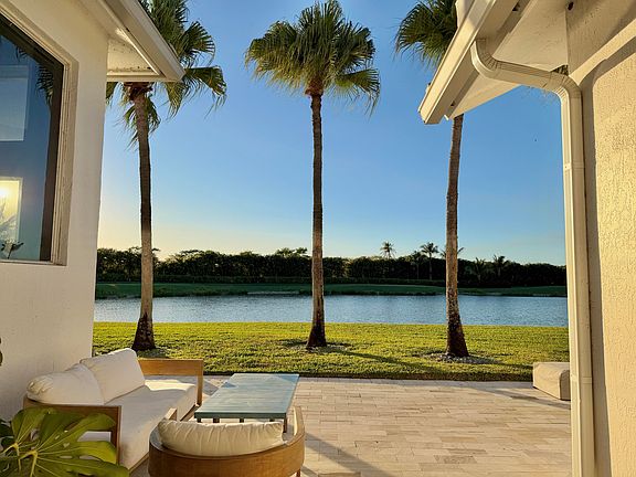 4th image of 5411 NW 42nd Avenue