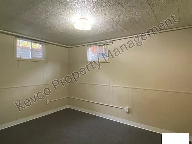 1313 Fairview Dr — Photo 8