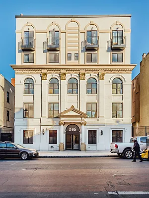 Rented by Nooklyn NYC LLC | media 22