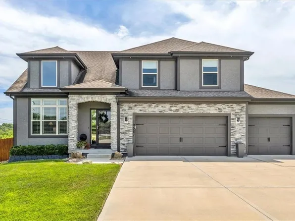 19587 W 120th Ter, Olathe, KS 66061