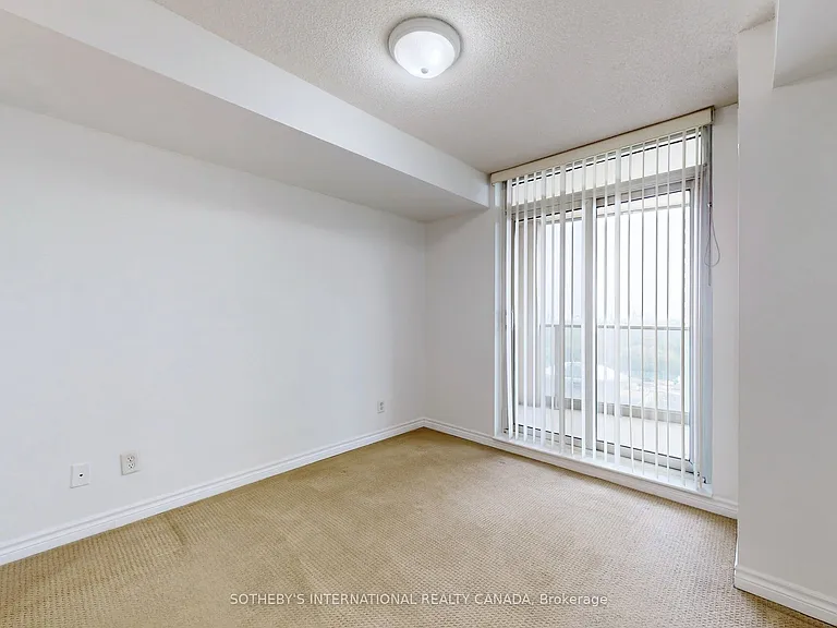 2 Rean Dr #1310 — Photo 14