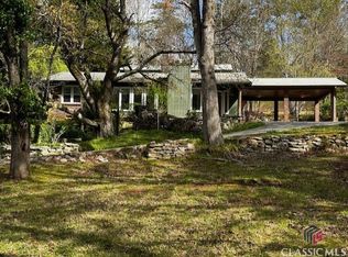 59 Owens Dr, Cleveland, GA 30528