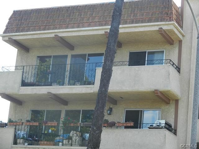 1st image of 188 Temple Ave Unit 402