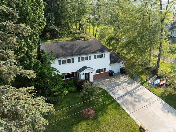 3rd image of 4600 Radcliffe Blvd
