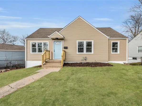 11208 E 40th St S, Independence, MO 64052