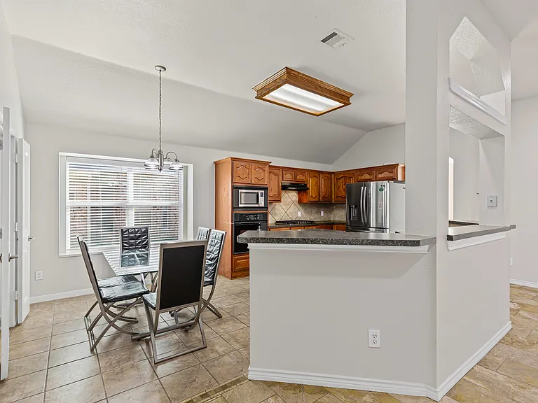3509 Manor Dr — Photo 11