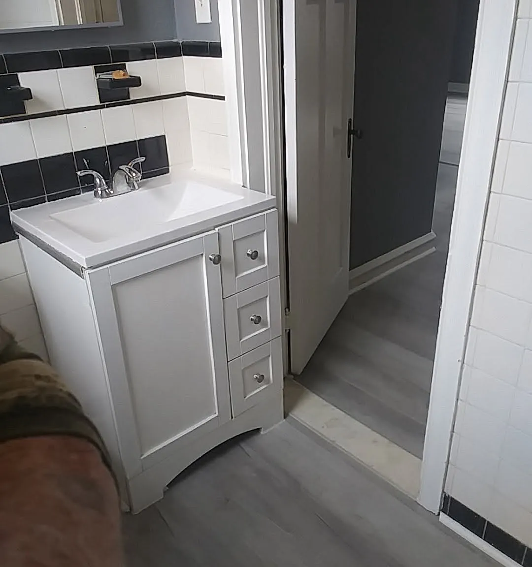 1 bed, $950 — Photo 4