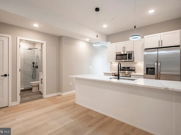 713 S Mildred St #2C — Photo 6