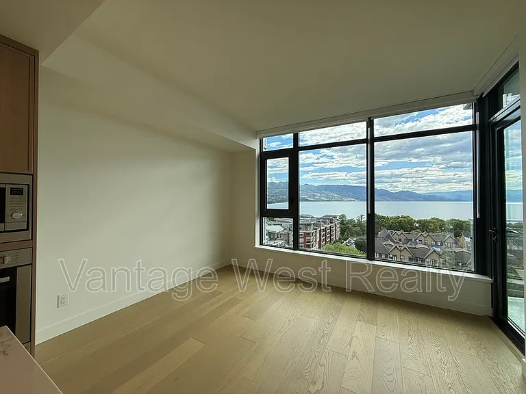 3800 Capozzi Rd #1109 — Photo 2