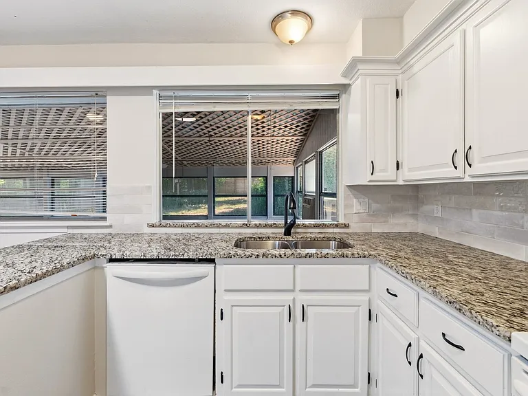 1409 Desert Quail Ln — Photo 9