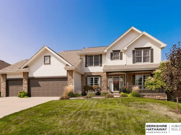 9614 S 173rd Ave, Omaha, NE 68136