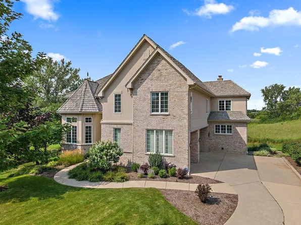 917 Middleton Ln, Barrington, IL 60010