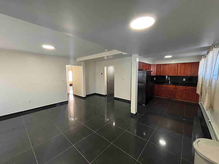 160 Beach 60th St #1 — Photo 12