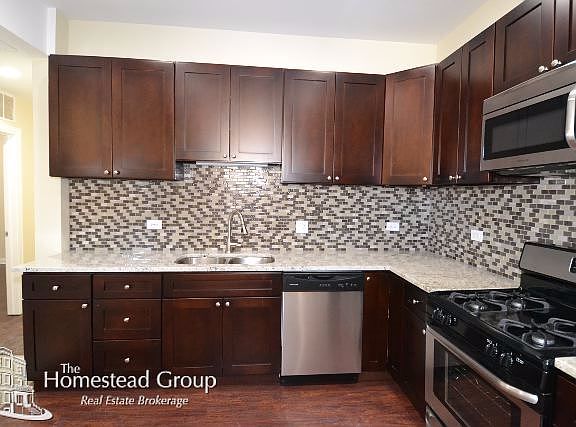 3rd image of 2252 W Lawrence Avenue # Fl 1_1ST