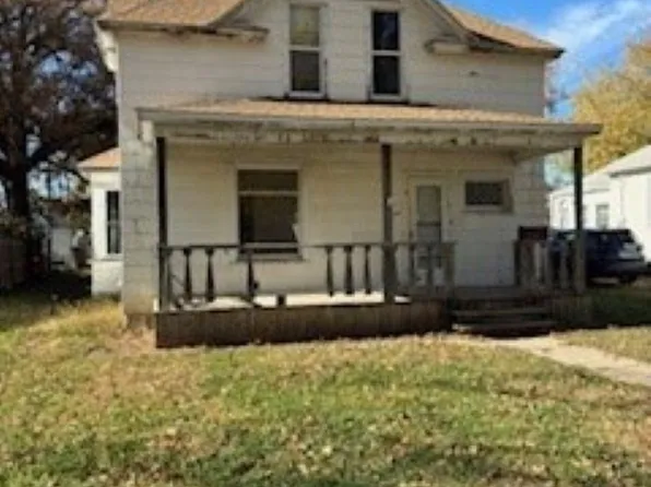 906 S 4th St, Norfolk, NE 68701