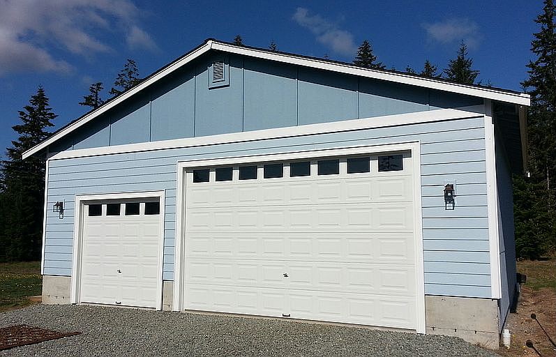 2nd image of 5888 Langley Rd