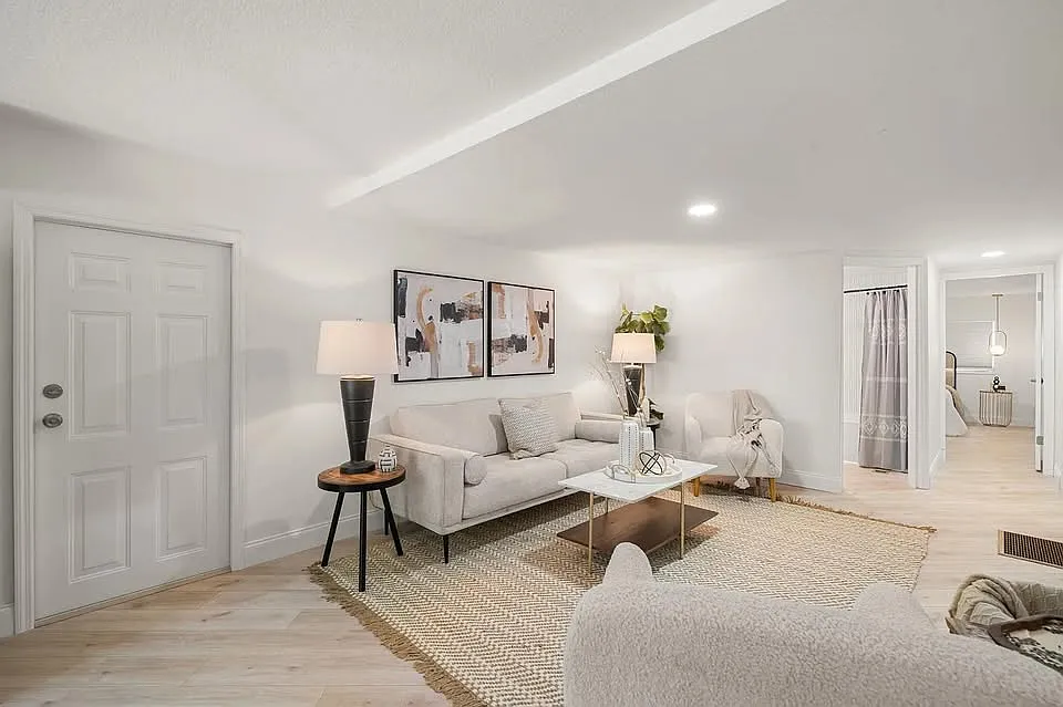 1 bed, 700 sqft, $1,850 — Photo 2