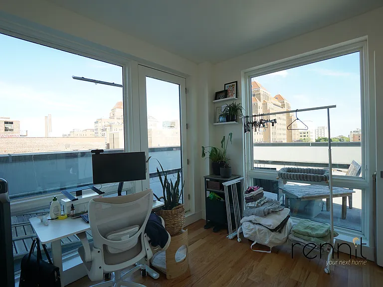 676 New York Ave #PENTHOUSE — Photo 12