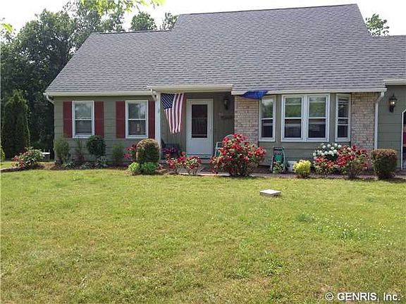 2nd image of 40 Newcomb Dr