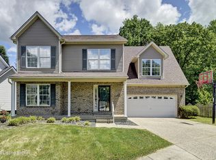 6421 Labor Ln, Louisville, KY 40291
