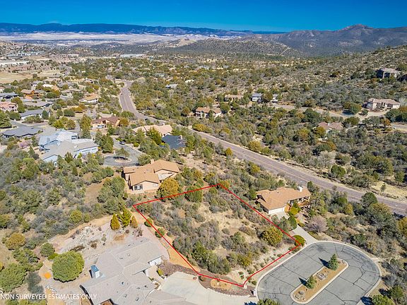 5th image of 380 Sunny Cove Cir