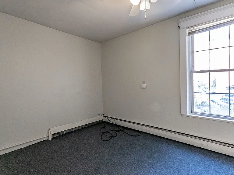 381 Forest Ave #C — Photo 11