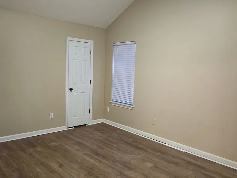4142 Meadow Chase Cv — Photo 8