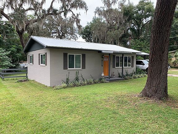 2nd image of 314 NE 10th Ave