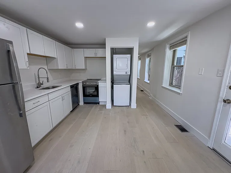 1919 Mount Vernon St #1R — Photo 15