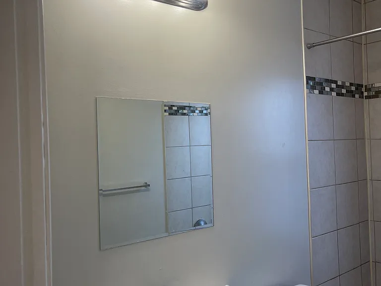 543 Florida Ave NW — Photo 6