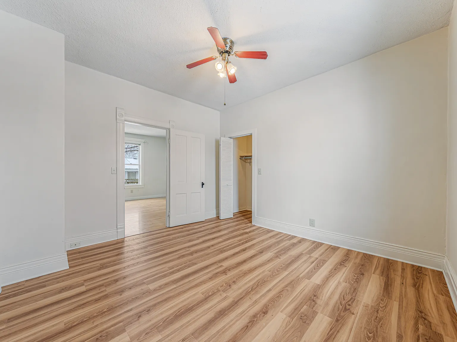 2 bed, 1015 sqft, $1,200 — Photo 3