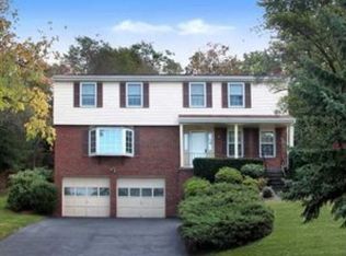 1763 Robson Dr, Pittsburgh, PA