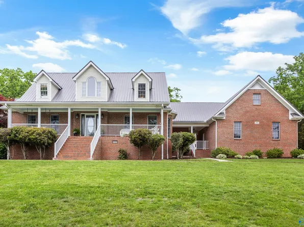 155 Hillsdale Dr, Gurley, AL 35748