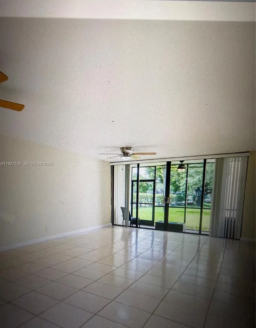 2 bed, 1205 sqft, $2,600 — Photo 2