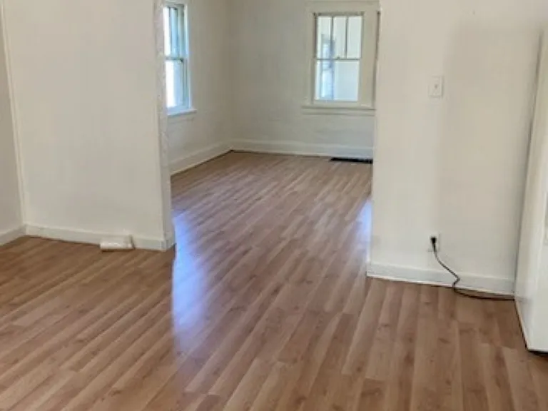 219 S Johnston Ave — Photo 11