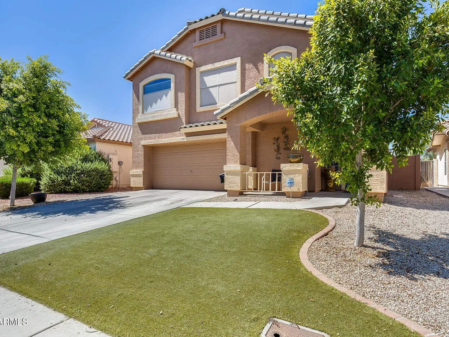 4 bed, 2.5 bath, 1611 sqft, $2,200 — Photo 3