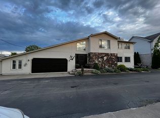 46634 Summertime Dr, Chesterfield, MI 48047