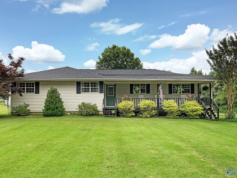 1st image of 565 Buchanan Rd