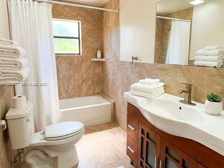8866 SW 126th St — Photo 28