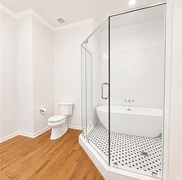 3235 Bentwood Close — Photo 44