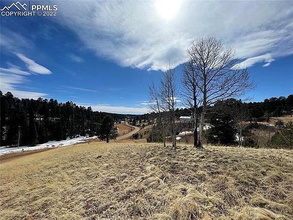 2nd image of 40 Pamona Lake Dr