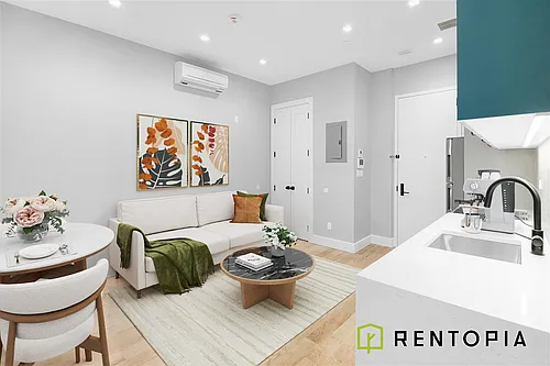 725 Metropolitan Ave #3A Photo 1