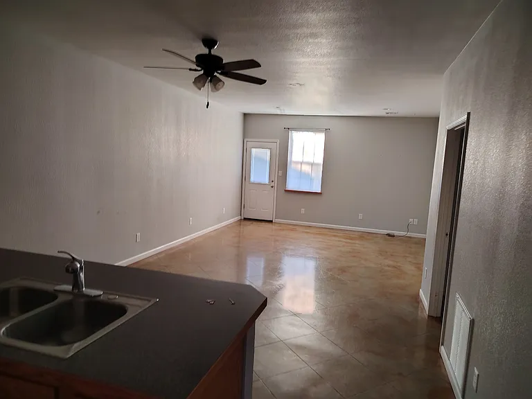 2706 Neosho Heights Ave — Photo 4