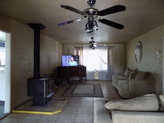 5th image of 278 E 7th St