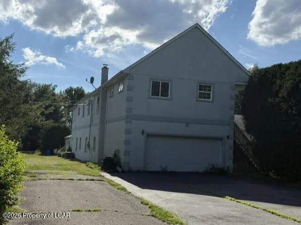 550 Berner Ave, Hazleton, PA 18201